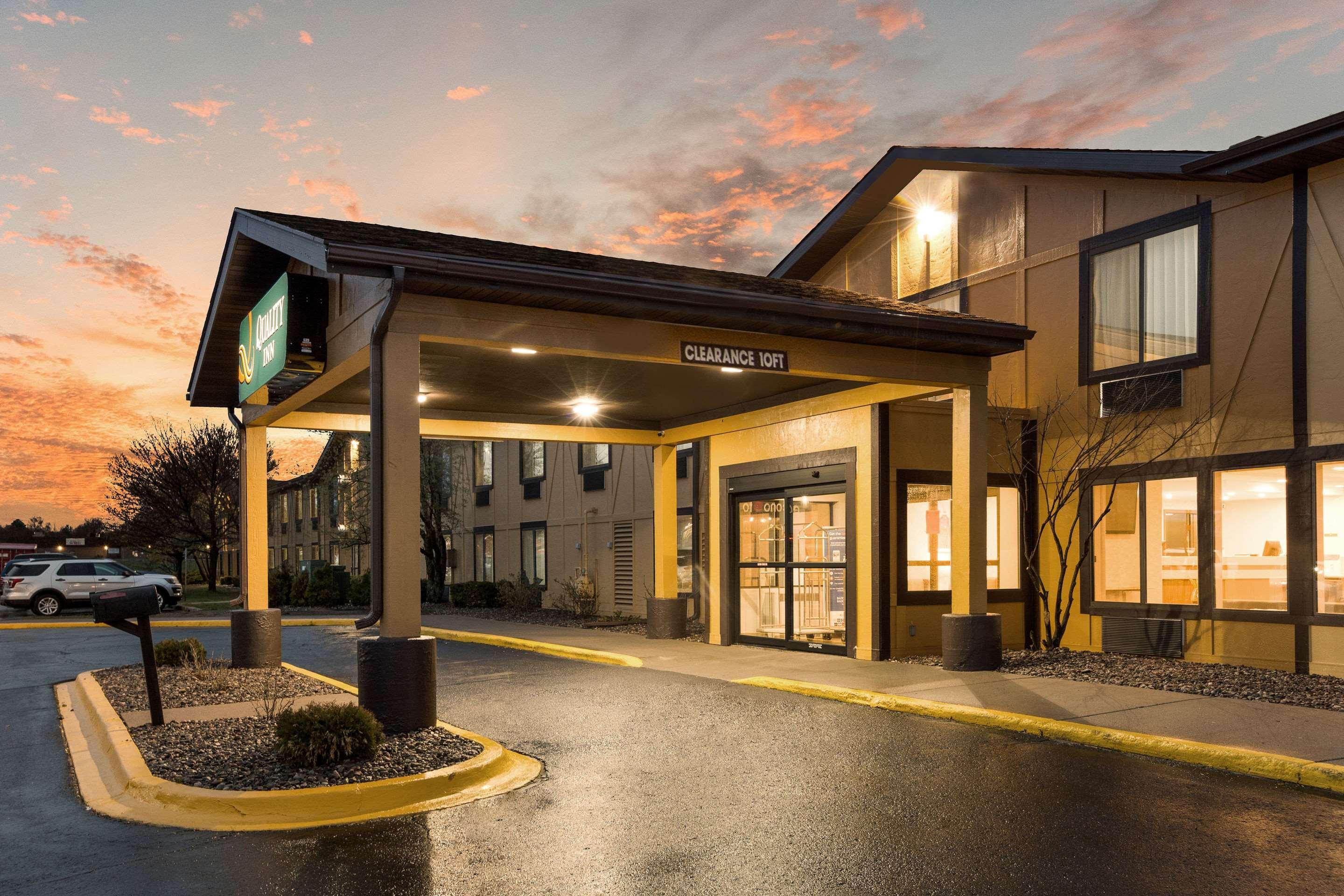 Quality Inn Marquette Esterno foto